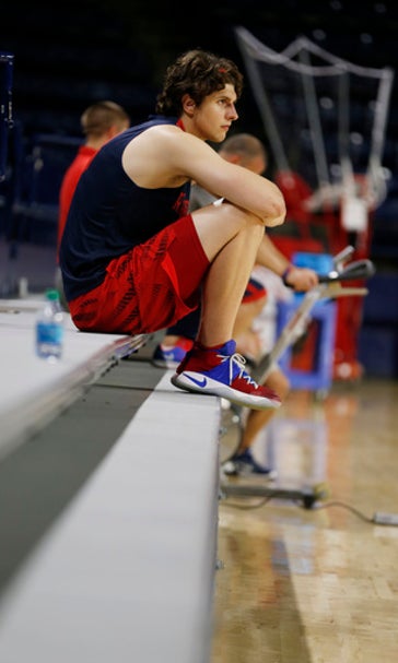 Richmond player back on court after collapse, heart scare